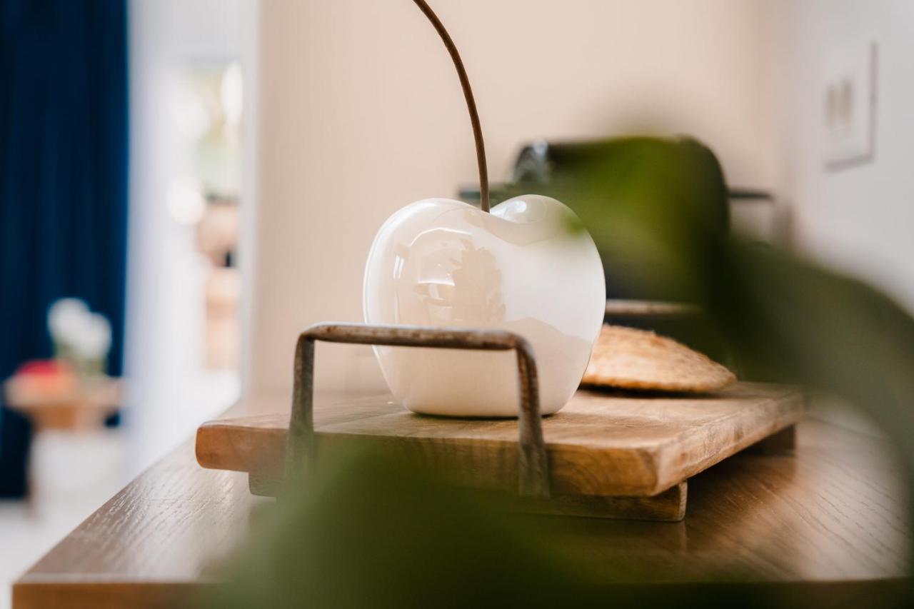 Margaret Luxury Suites Naxos City エクステリア 写真
